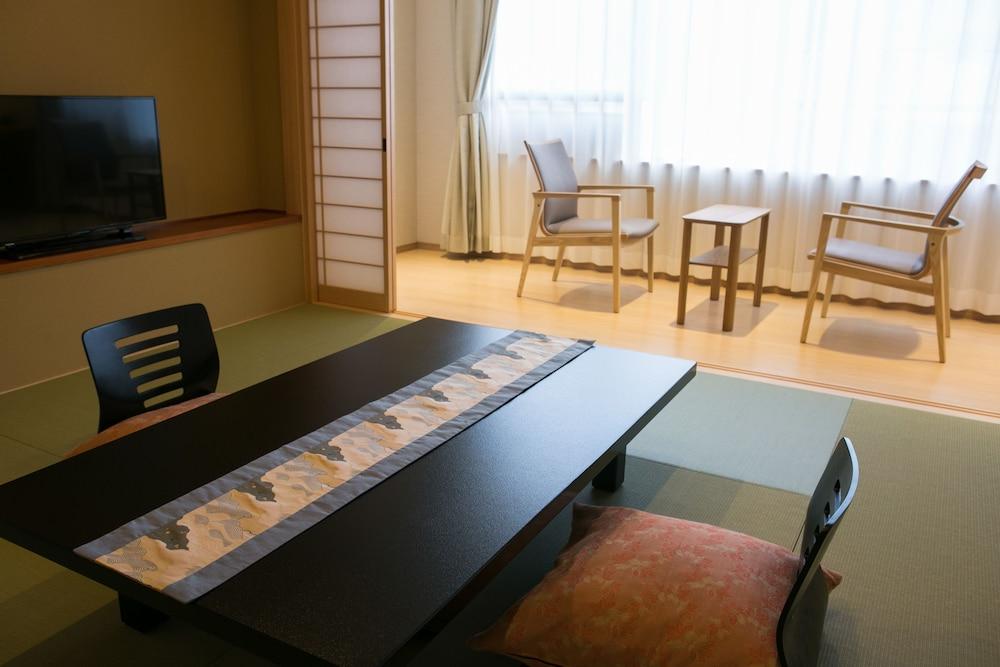 Hotel Shiroyama Yugawara Exterior photo