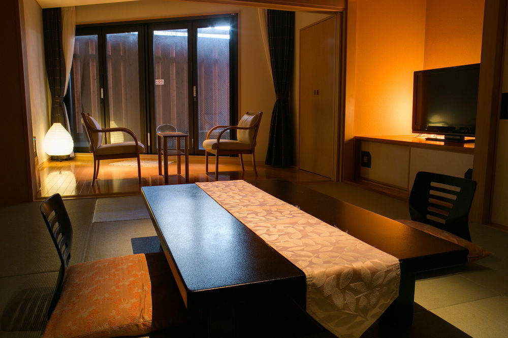 Hotel Shiroyama Yugawara Exterior photo
